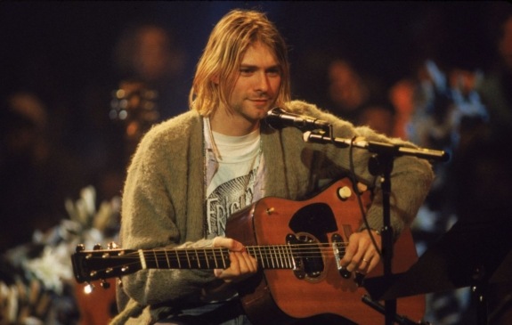 El cardigan que Kurt Cobain utilizó durante la grabación del MTV Unplugged de Nirvana será subastado
