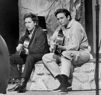 Escucha la versión inédita de “Wanted Man” que Dylan & Cash grabaron juntos