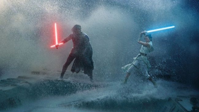 A pesar de críticas y malas reseñas, ‘Star Wars: Rise Of Skywalker’ alcanzó $40 MDD en su noche de estreno