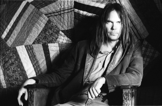 ‘Homegrown’ de Neil Young saldrá al mercado 45 años después de ser grabado