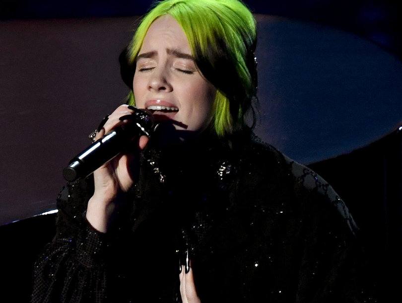 Billie Eilish dice que su presentación en los premios Oscar “fue una basura”