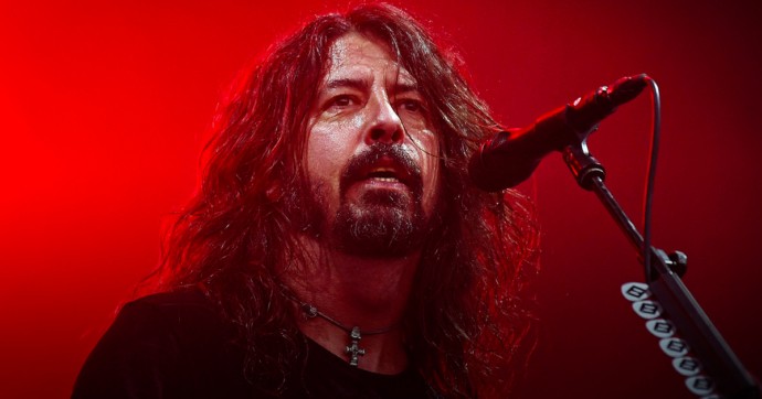 ¡Un caído más! Foo Fighters cancela su esperadísima gira en van por su 25 aniversario