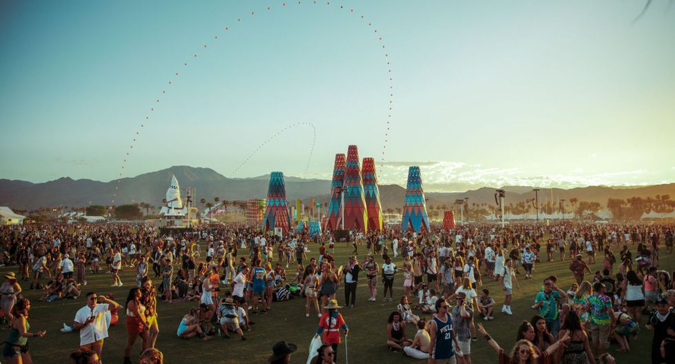 Empresas que montan escenarios en Coachella ahora están ayudando a levantar hospitales de campaña