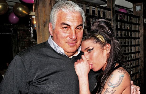 ¡La biopic oficial de Amy Winehouse podría salir en un año o dos!