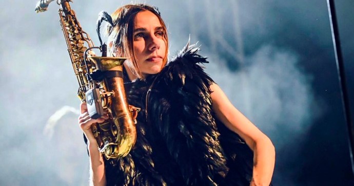 PJ Harvey relanzará todos sus álbumes y todos sus demos en discos de vinilo