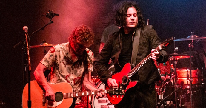 ¡The Raconteurs estrenarán en livestream un nuevo documental este Viernes!