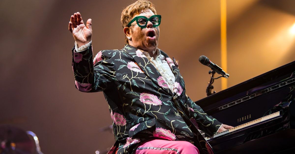 ¡Elton John subirá a YouTube seis conciertos clásicos totalmente gratis!