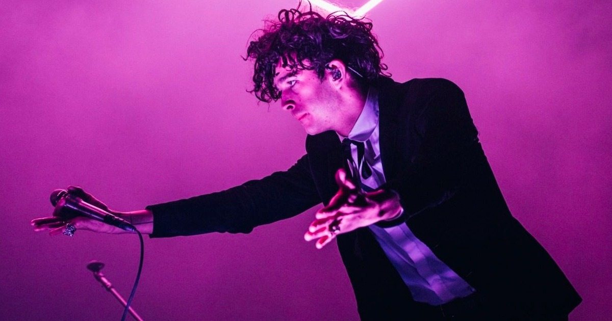 ¡Es hermoso! Mira el nuevo e increíble video de The 1975 de “Don’t Worry”