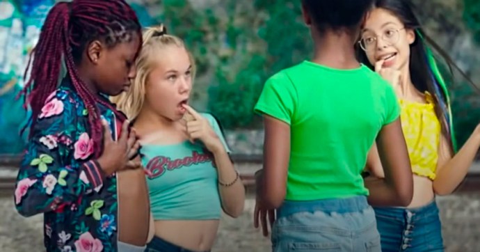 ‘Cuties’: La película que metió a Netflix en problemas por sexualizar niñas de 11 años