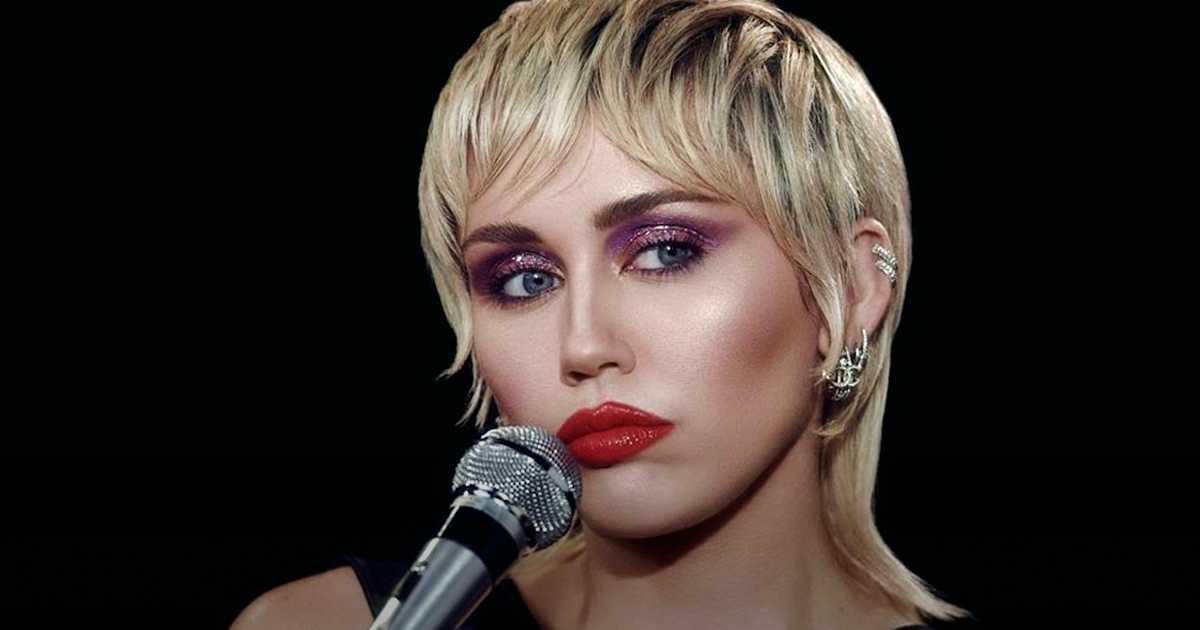Lo prometido es deuda: Miley Cyrus lanza su nuevo álbum de rock ‘Plastic Hearts’