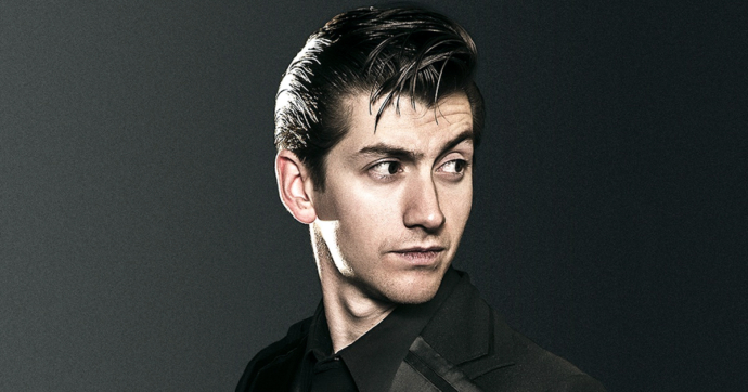 Por qué Alex Turner de Arctic Monkeys desprecia el clásico “I Bet You Look Good On the Dance Floor”