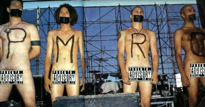 Flashback: La vez que Rage Against the Machine salieron totalmente desnudos en Lollapalooza 1993