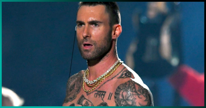 Adam Levine de Maroon 5 dice que las bandas de rock “son una especie en extinción”