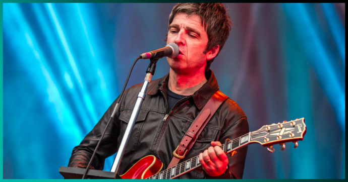 Noel Gallagher revela que se le olvidan las letras de sus canciones cuando canta