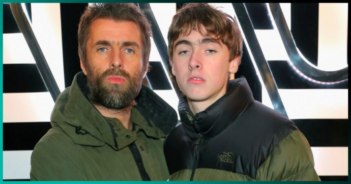 El hijo de Liam Gallagher enfrenta juicio por agresiones racistas y robo