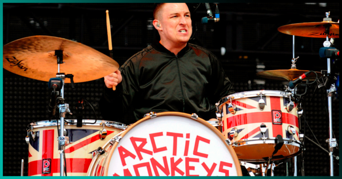 Matt Helders, baterista de Arctic Monkeys, elige a sus bandas favoritas de todos los tiempos