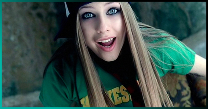 Avril Lavigne quiere hacer una película inspirada en la canción “Sk8r Boi”
