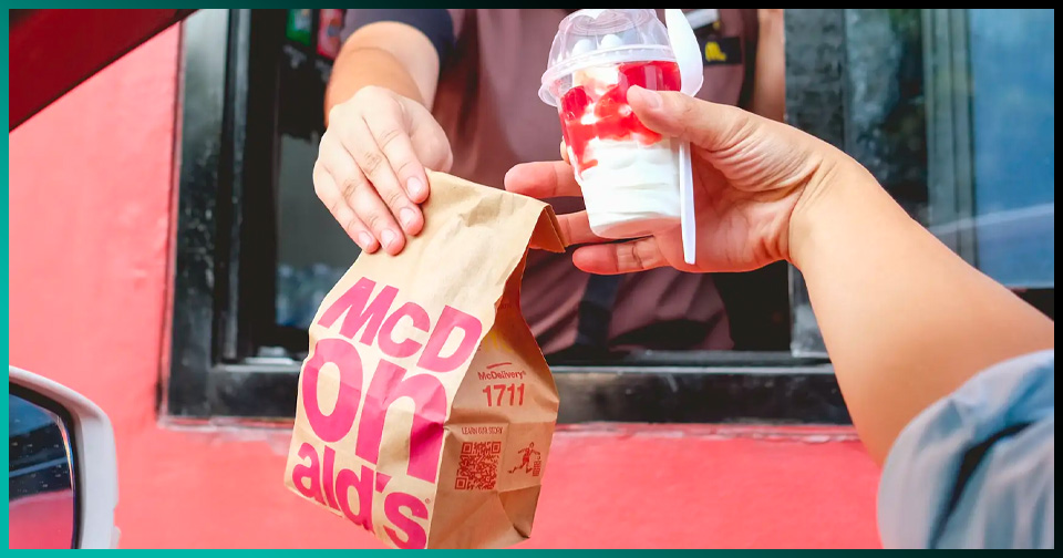 Empleados de McDonald’s revelan qué hacen cuando eres grosero con ellos