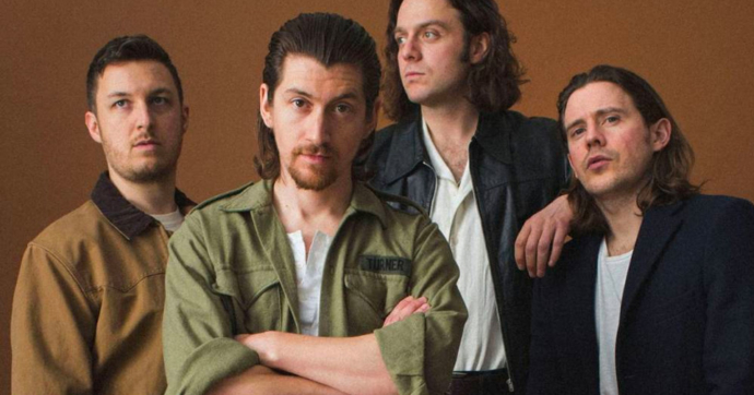 Arctic Monkeys vuelven a Sudamérica y rumores indican que estarán en el Corona Capital 2022