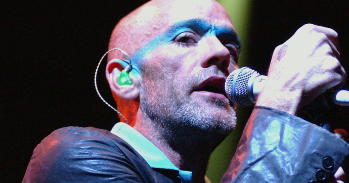 Michael Stipe revela cómo era la letra original de “Losing My Religion” de R.E.M.