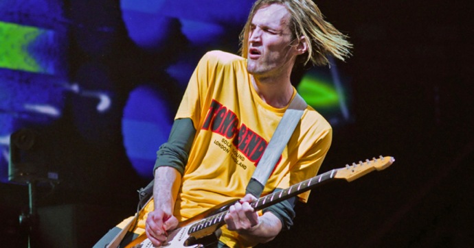 Josh Klinghoffer, ex-Red Hot Chili Peppers, teme que el rock and roll esté muerto