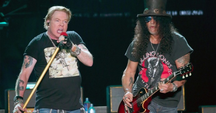 Mira a Guns N’ Roses tocar dos canciones clásicas por primera vez en 30 años