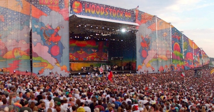 Netflix estrena el trailer de su propia serie-documental de ‘Woodstock ’99’
