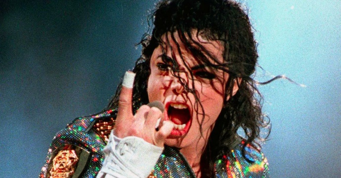 Retiran canciones de Michael Jackson debido a que nunca cantó en ellas