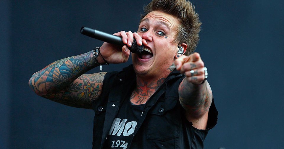 Vocalista de Papa Roach asegura que "Last Result" ha salvado a miles de personas