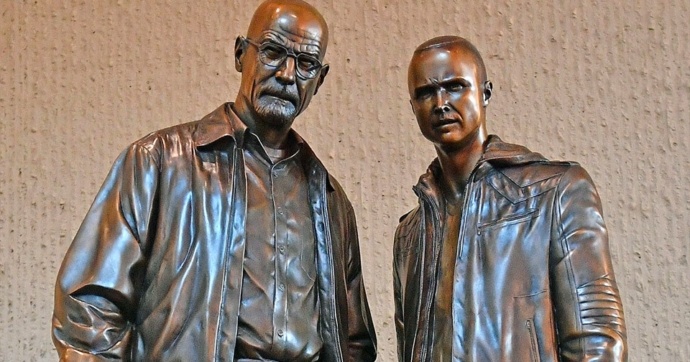 La ciudad de Albuquerque devela las estatuas oficiales de ‘Breaking Bad’