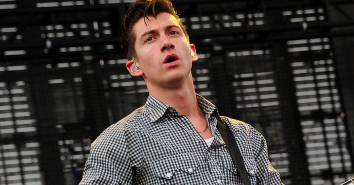 Alex Turner nombra la canción de Arctic Monkeys que es “una porquería”