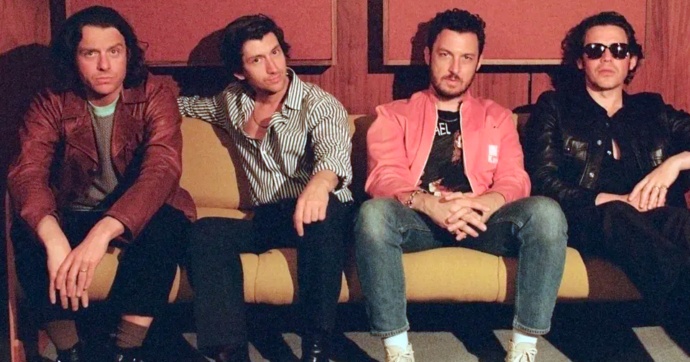 Arctic Monkeys anuncian nuevo álbum ‘The Car’ y será “más ruidoso” según Alex Turner