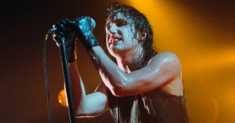 Nine Inch Nails - Hurt — Lyrics video : Lyrics N music : Free Download,  Borrow, and Streaming : Internet Archive