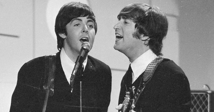 Subastan “fuerte” carta que le escribió John Lennon a Paul McCartney en 1971