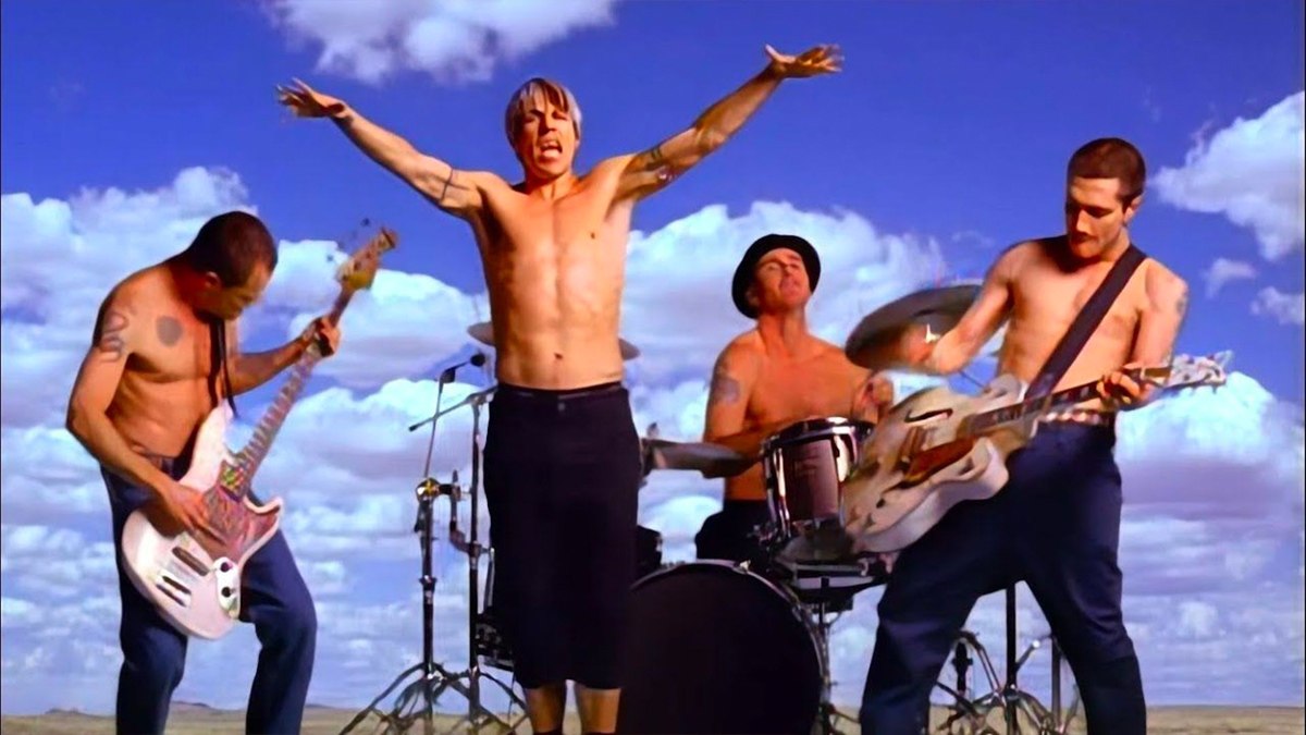 “Californitacion” de Red Hot Chili Peppers supera 1 billón de reproducciones en YouTube