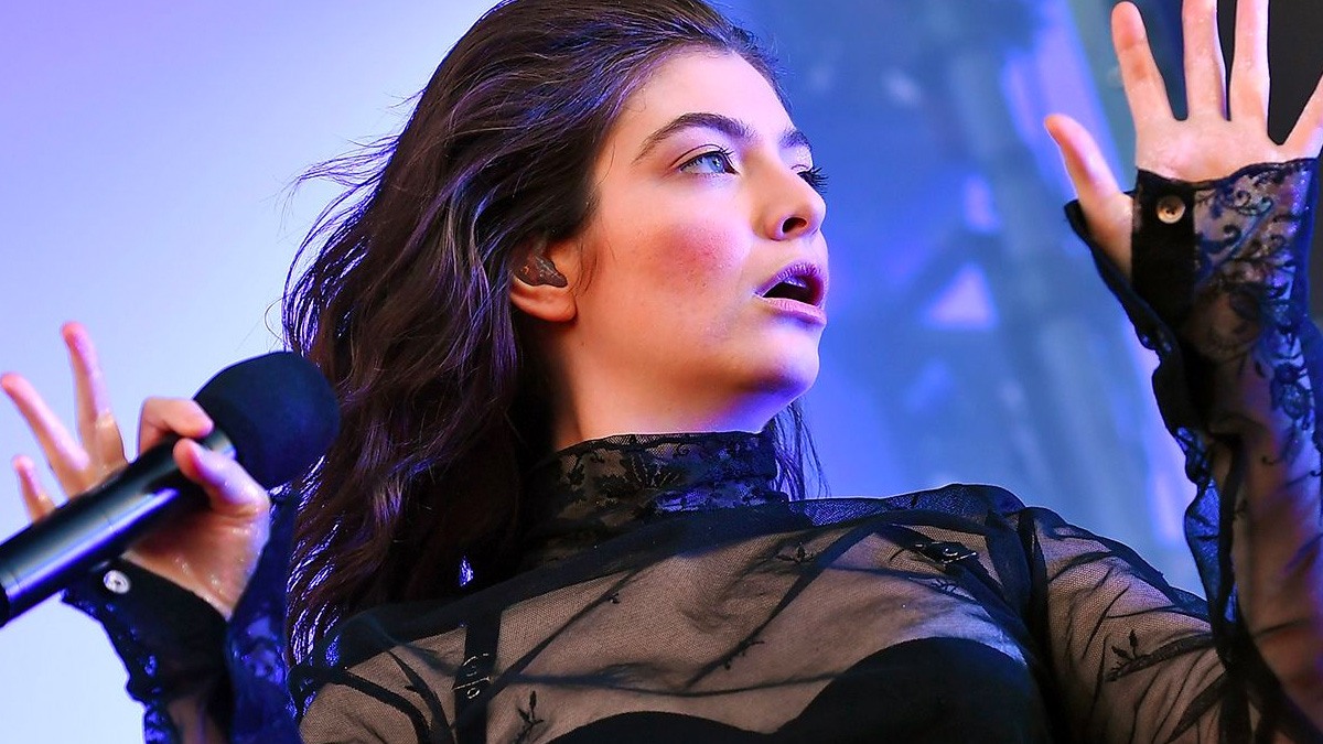 Lorde elige sus 69 canciones favoritas de todos los tiempos