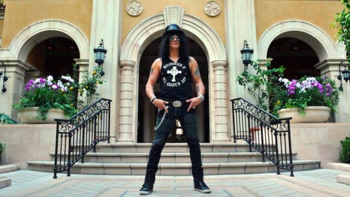 Slash no puede vender su mansión en Beverly Hills por un excéntrico detalle en su interior