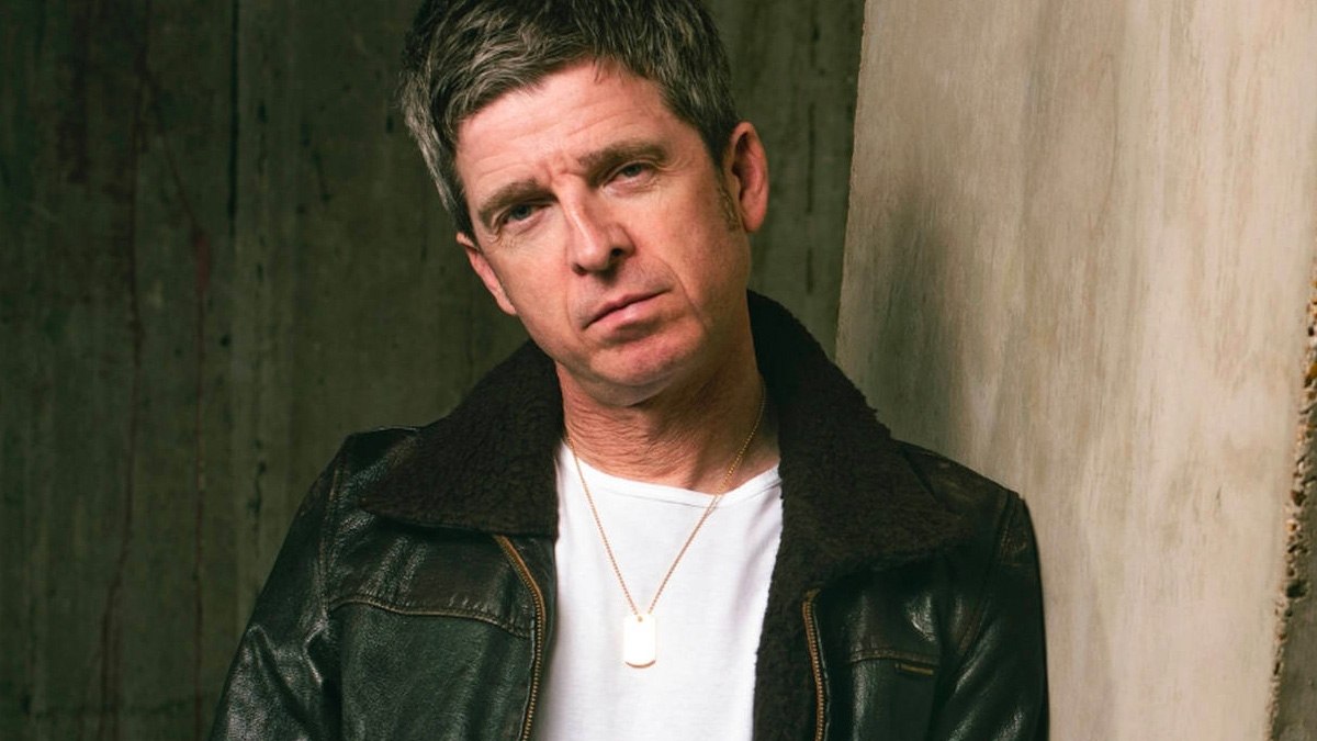Noel Gallagher admite que mucha de la música que ha hecho sin Oasis “es basura”