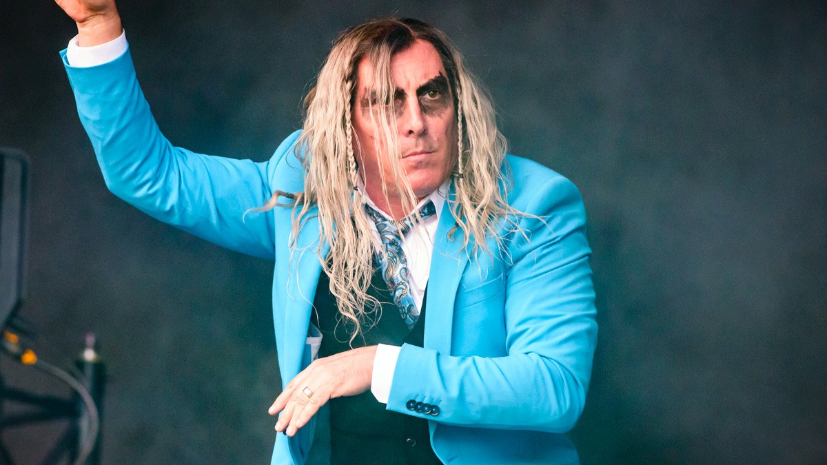 Maynard James Keenan elige la mejor canción para entrarle a A Perfect Circle