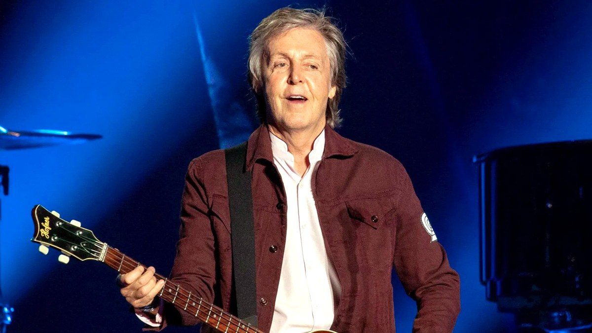 Paul McCartney nombra la canción más difícil de tocar en vivo por ser “muy emocional”