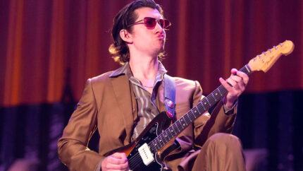 ¡Aguas! Lo que puedes (y no) meter a los conciertos de Arctic Monkeys en el Foro Sol