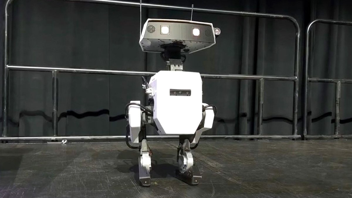 Disney presentó su nuevo y adorable robot inspirado en Star Wars, ¡míralo en acción!