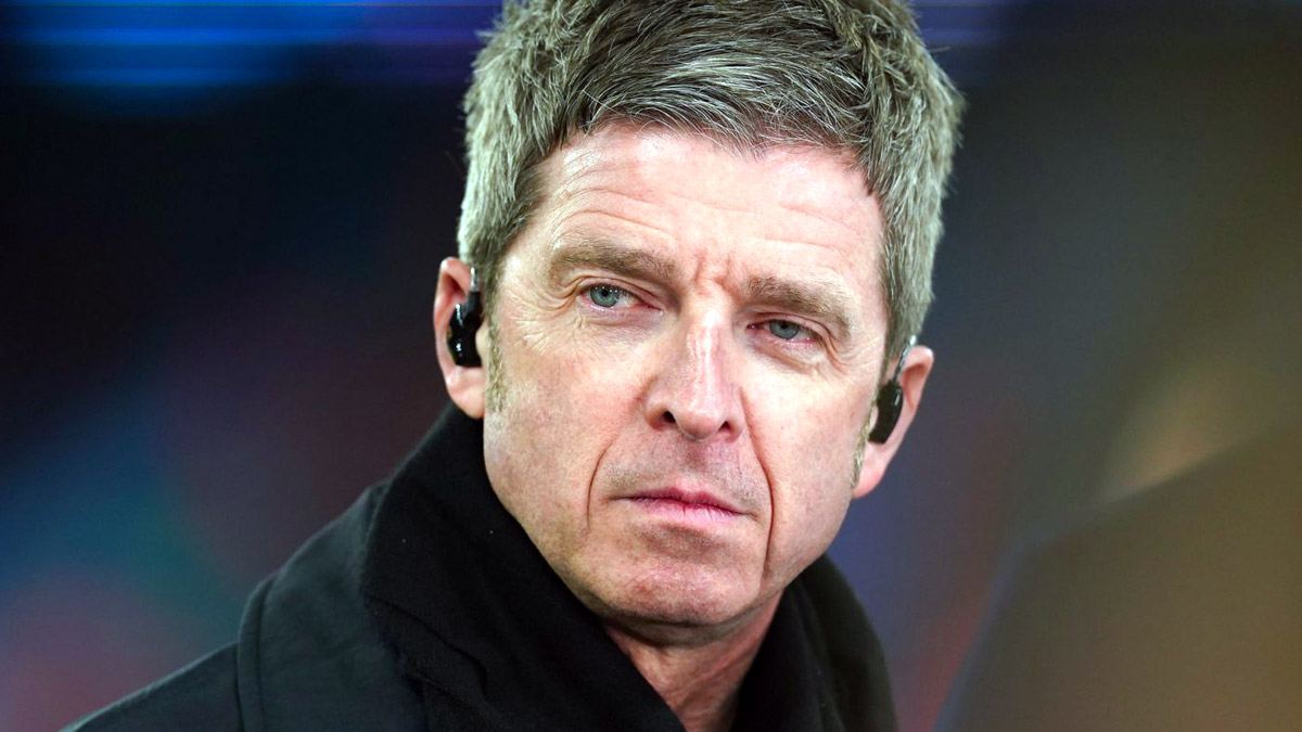 Noel Gallagher cree saber por qué sus fans terminan decepcionados cuando lo conocen