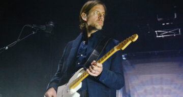 Ed O’Brien de Radiohead dice estar “muy concentrado” en su álbum solista