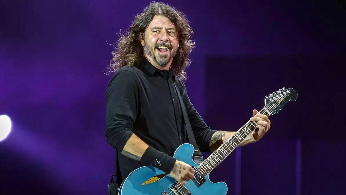 Dave Grohl arma playlist con sus canciones favoritas de los años 70