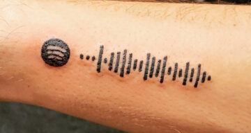 Cuidado: Por qué nunca te debes de tatuar un código de canción de Spotify