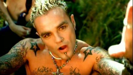 Muere Shifty Shellshock, vocalista de la banda de nu metal Crazy Town, a los 49 años