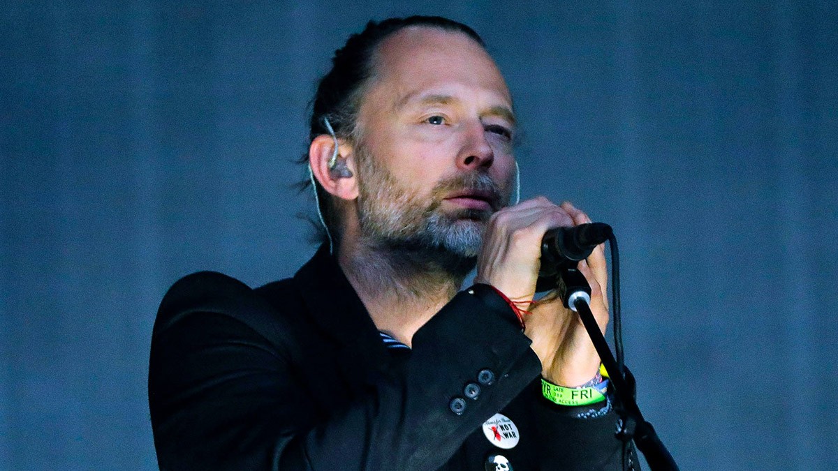 Thom Yorke abandona show tras enojarse con un fan del público, ¿qué pasó?