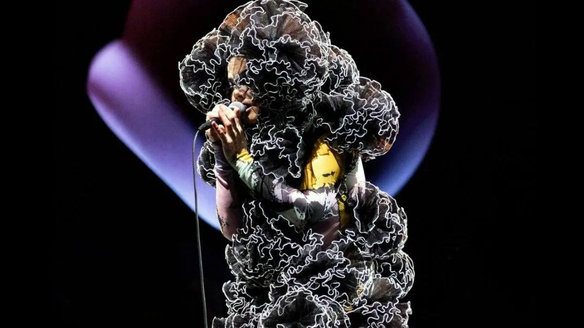 Björk traerá la película ‘Cornucopia’ a cines de México solo por un día