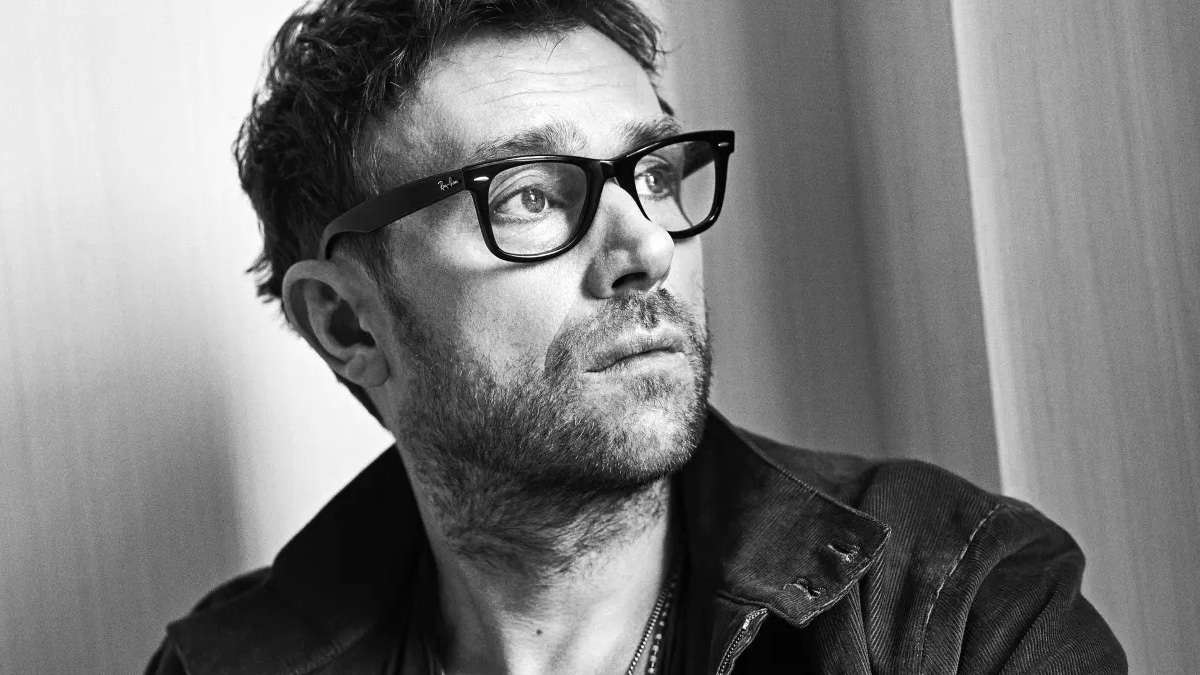 Damon Albarn hace "twerking" en pleno concierto: Video